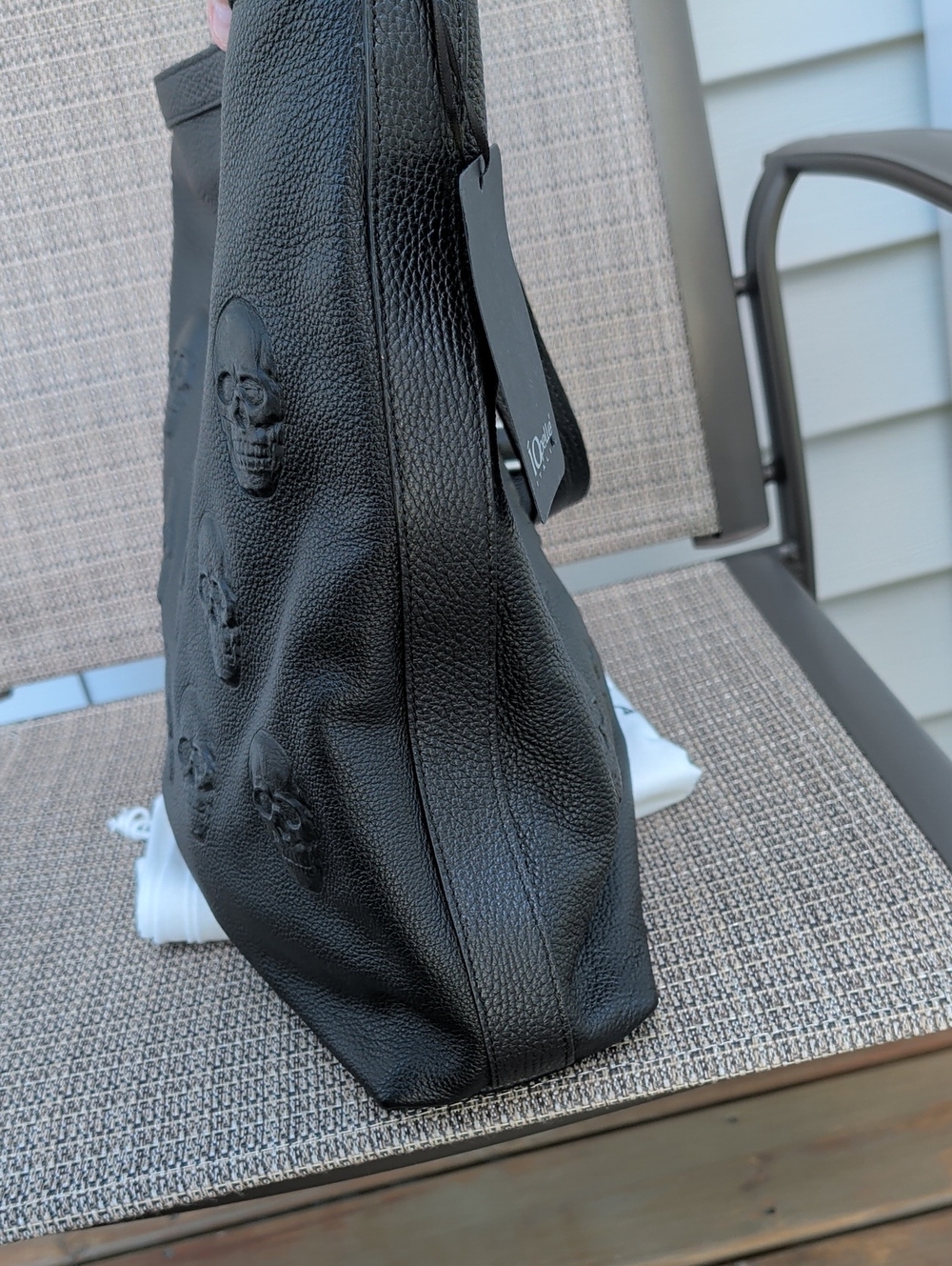 IOpelle Italia Skull Embossed Shoulder/Crossbody Extra Large Hobo (ART 2700) NWT - Picture 3 of 11